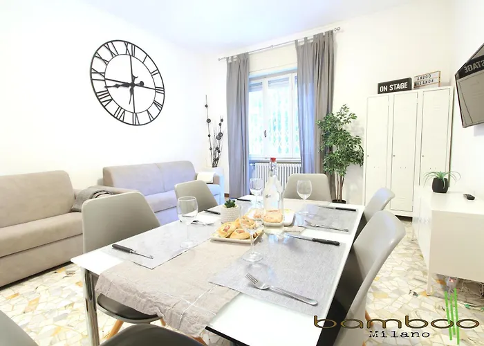 米兰中央竹子公寓 *