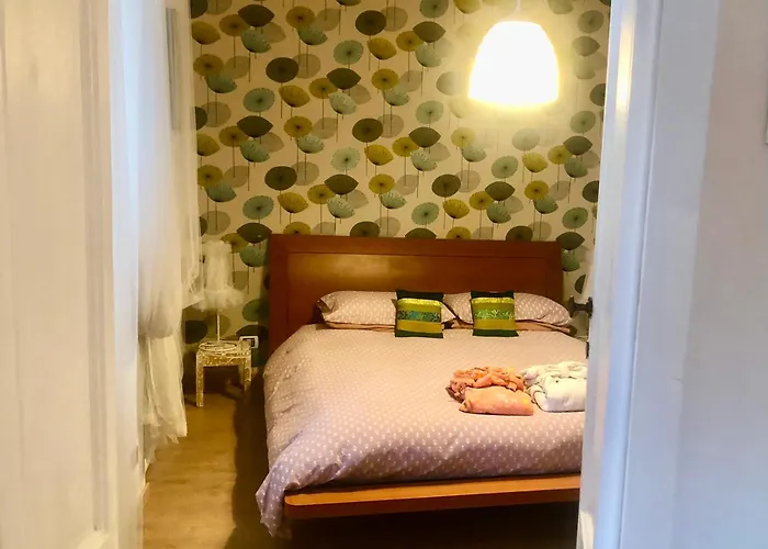 La Casa Sul Ballatoio - Humanitas And Stadium בית נופש