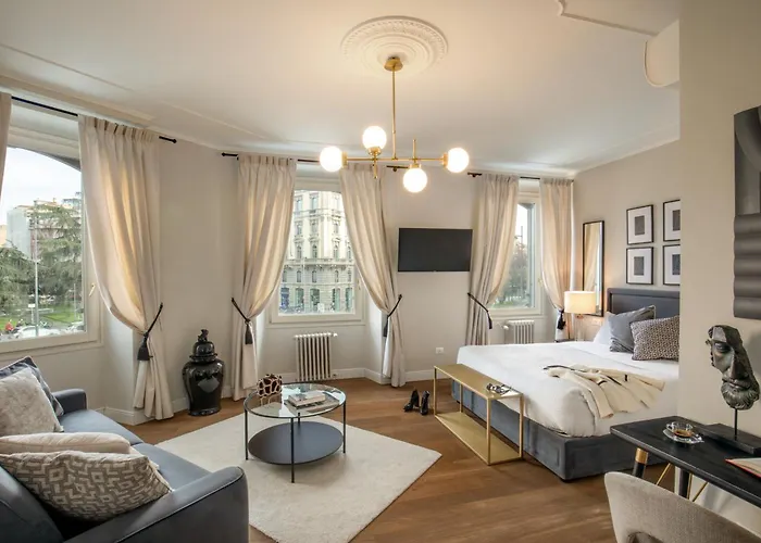 Daplace - Corso Monforte 4* ミラノ