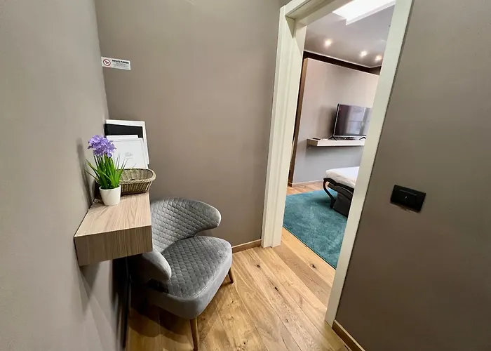 New Wonderful Bilo With Walk-in Closet From Moscova Appartamento
