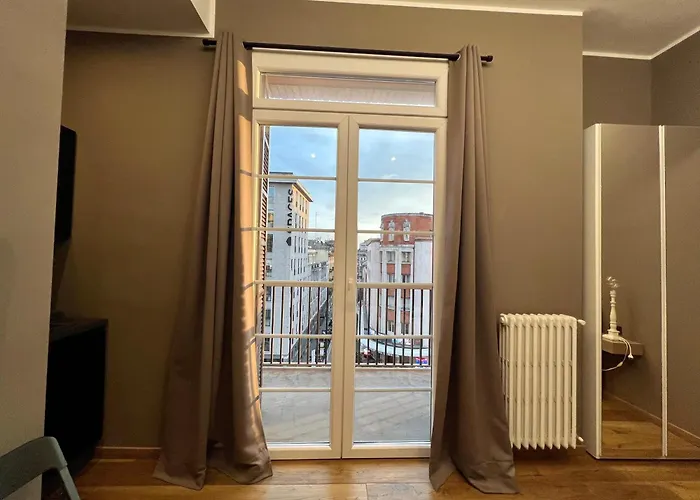 New Amazing Mono Located In Moscova District From Moscova Group * 밀라노