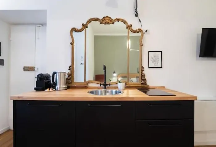 Padova, 26 - Good Vibes In Loreto * Milánó