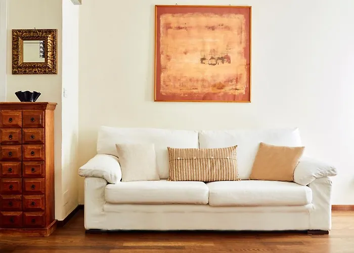 Savona Corner Apartment *