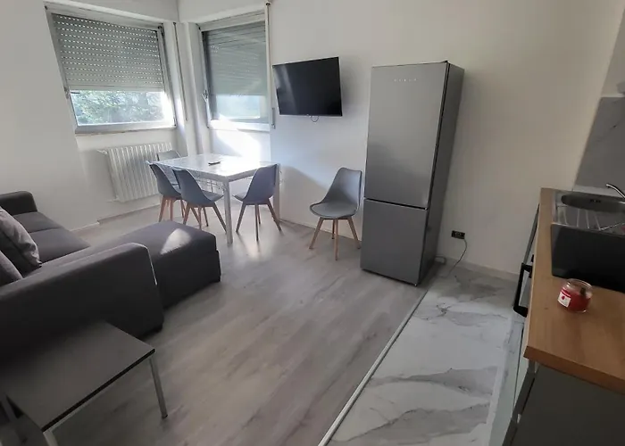 Apartment Toma Trilocale Moderno Per Max 6 Persone Milan