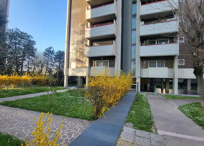 Toma Trilocale Moderno Per Max 6 Persone *