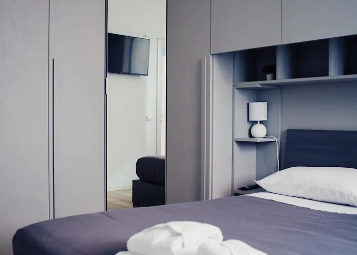 Gioire - Duomo 4 Metro Stops - Near Olympic Village Милан