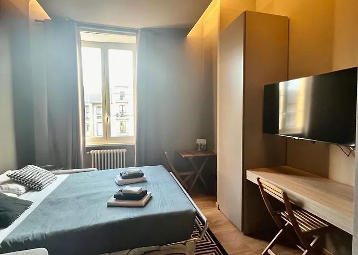 Lägenhet New Luxury Stunning Bilo In The Heart Of Moscova Milano