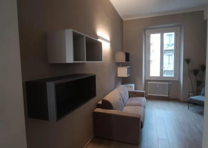 Be-c0 Luxury & Family * Milánó