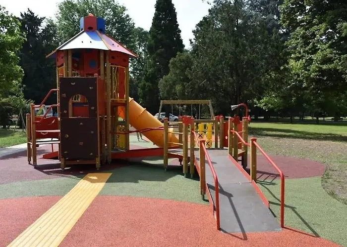 Monza, 177 - Sul Naviglio Martesana Milánó