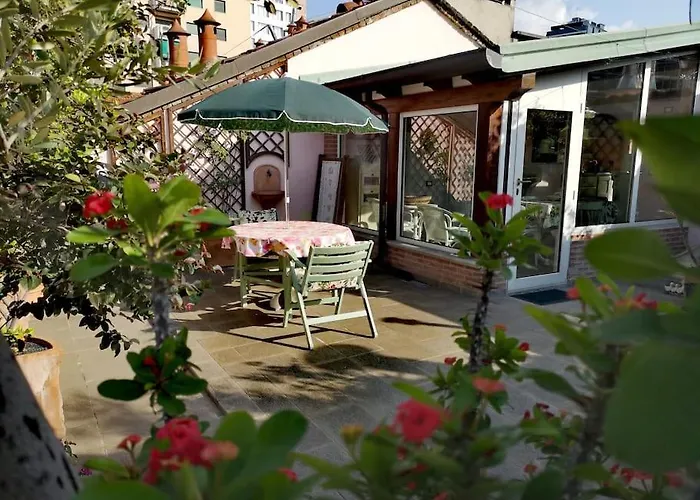 Apartman Centrale-luxury With Garden Terrace Milánó