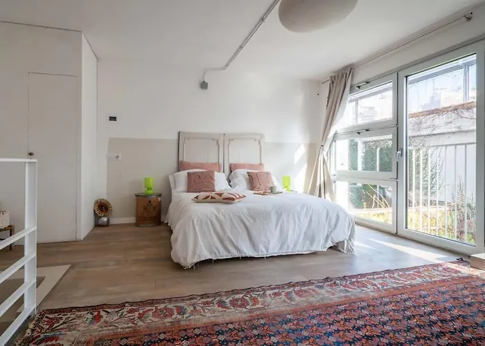 Casa Con Giardino Милан