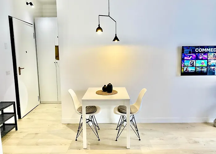 Modern M4 Tolstoj Self-check-in *