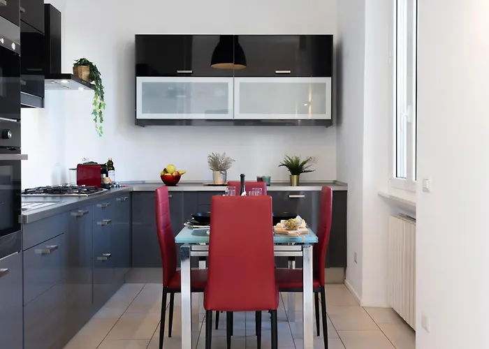 Nam House & Posto Auto