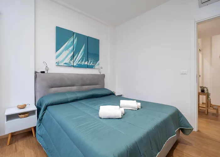 5 Guests - Modern With Balcony * Milan