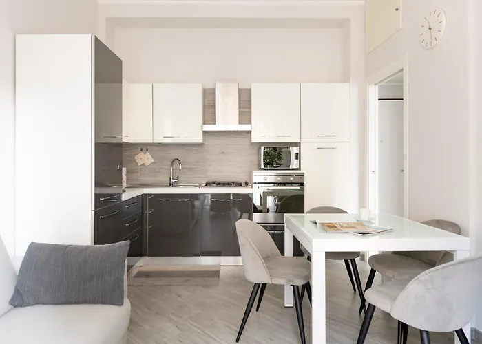 Adorable Centre, 2 Bd, 4 Guests Milánó