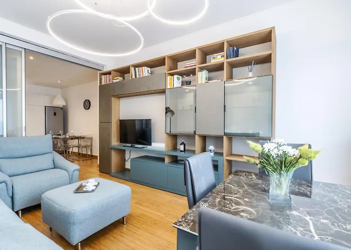 Andrea's Place Apartment *