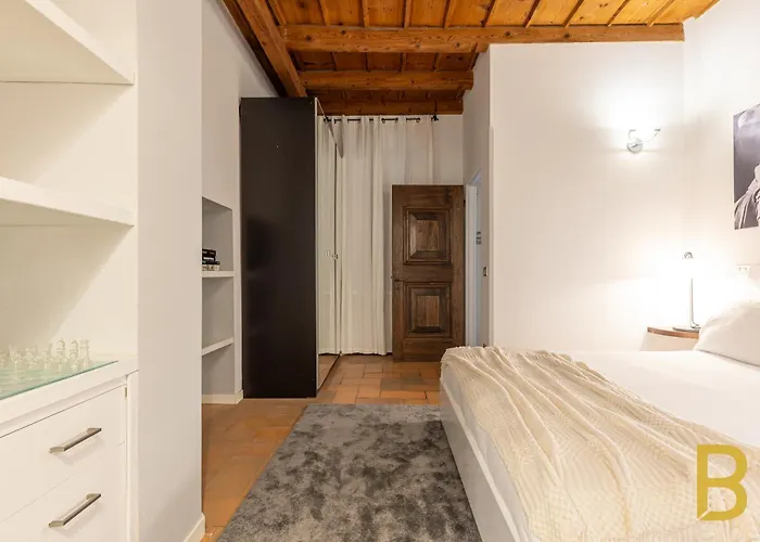 Beplace In Magenta * 米兰