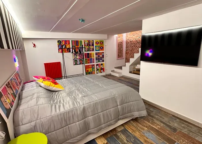 Ca Foscari Pop Naviglio ,2 2 Bagni Milano