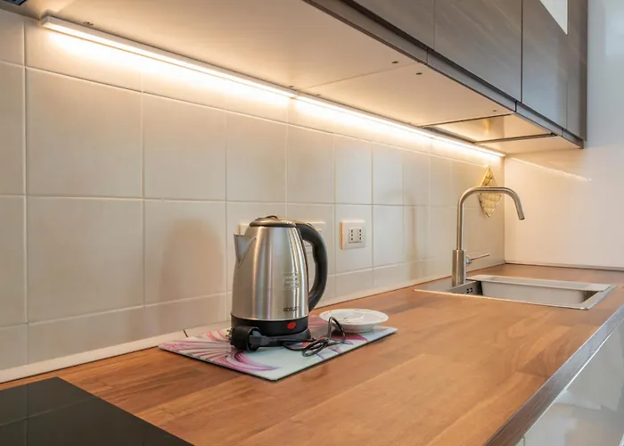 Xenia - Cozy 10 Min From Linate Apartamento *