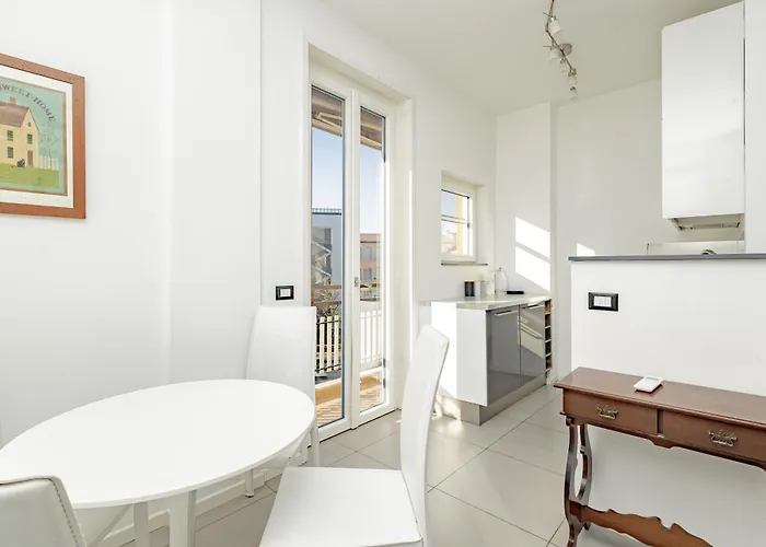 Xenia - Quiet And Cozy Two-room * Milano