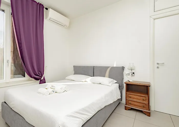 Xenia - Quiet And Cozy Two-room Lejlighed