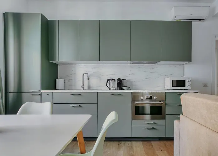 Zara - Station - 10' Duomo - San Siro *