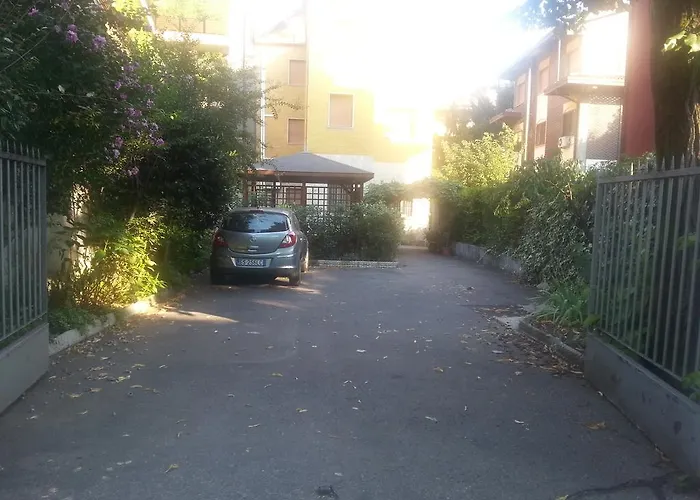 Hotell Bicocca *