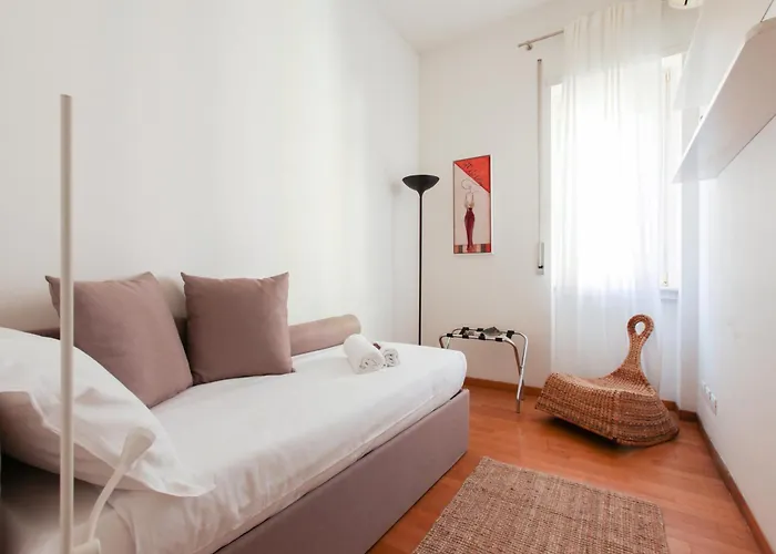 Hacca Collection - 3br Bocconi-navigli Apartment *