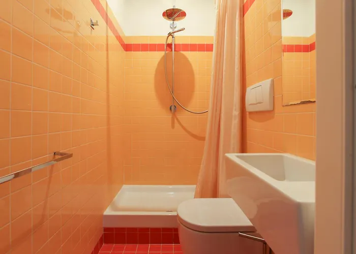 Hacca Collection - 3br Bocconi-navigli * Milan