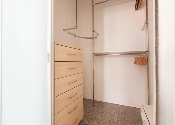 Apartment Hacca Collection - 3br Bocconi-navigli Milan