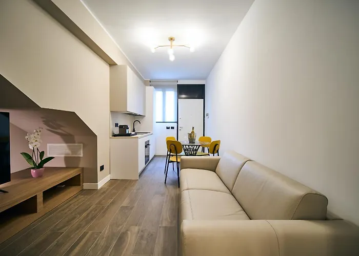 Picasso Golden House Next To Duomo דירה מילאנו