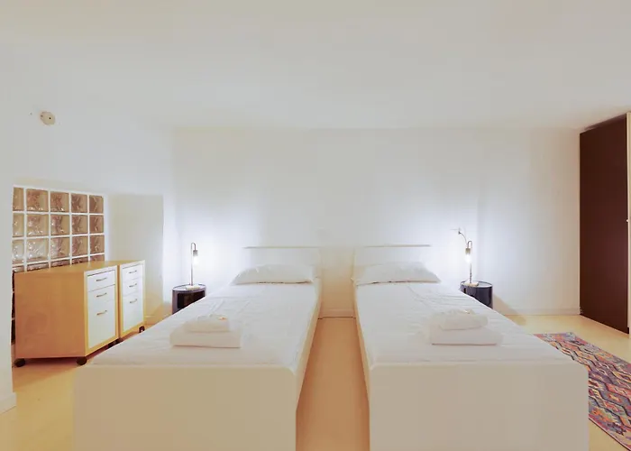 Sant'agostino - Charming Retreat 210m From M2 *