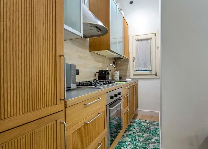 Luvi - Pollaiuolo Lägenhet