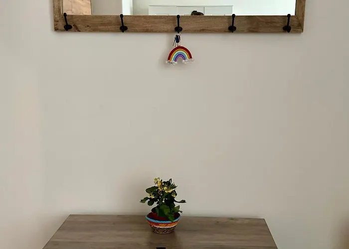 アパート Rainbow Flat- Monolocale Luminoso ミラノ