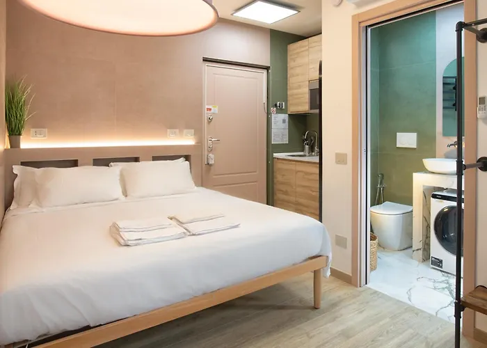 Pink Flamingo Balcony By Station Apartmán Milán