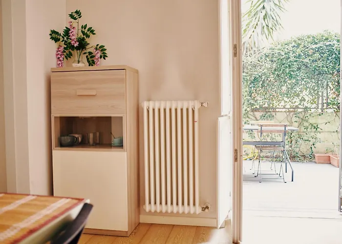 Апартаменты Gioire - Duomo 4 Metro Stops - Near Olympic Village *