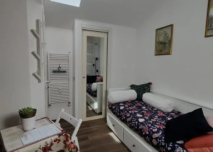 A Casa Di Ross * Milão