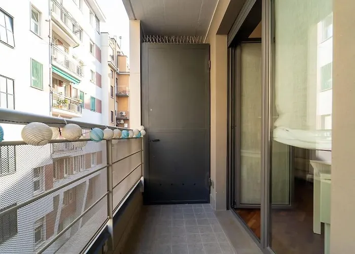 Ma Petite Bleu Apartment *