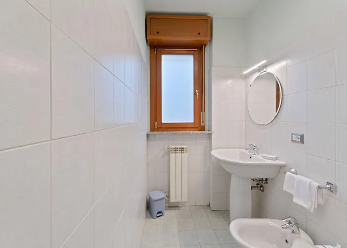 Bwr - With Terrace , Bartolini