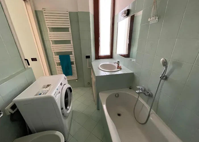 Umbria 60 - Porta Romana, 10' Walk To Olympic Village Cortina 2026 בית הארחה 3*