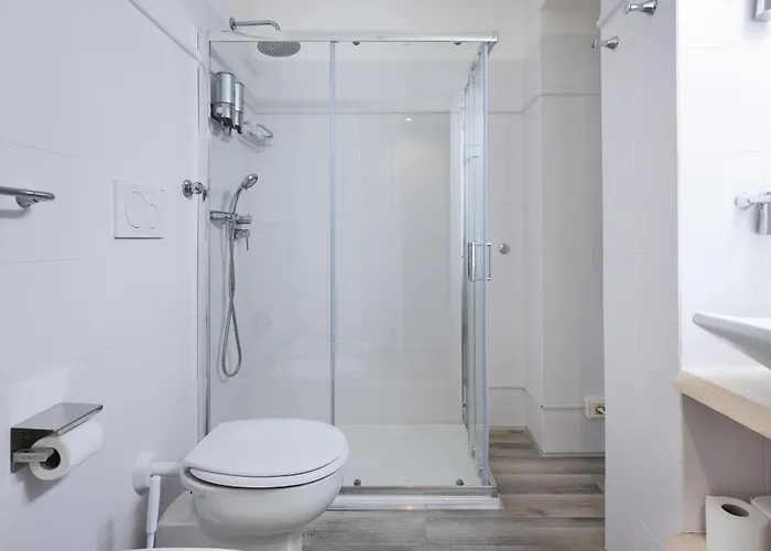 Appartement Loreto - Cozy Apartment, Metro 1 Milaan