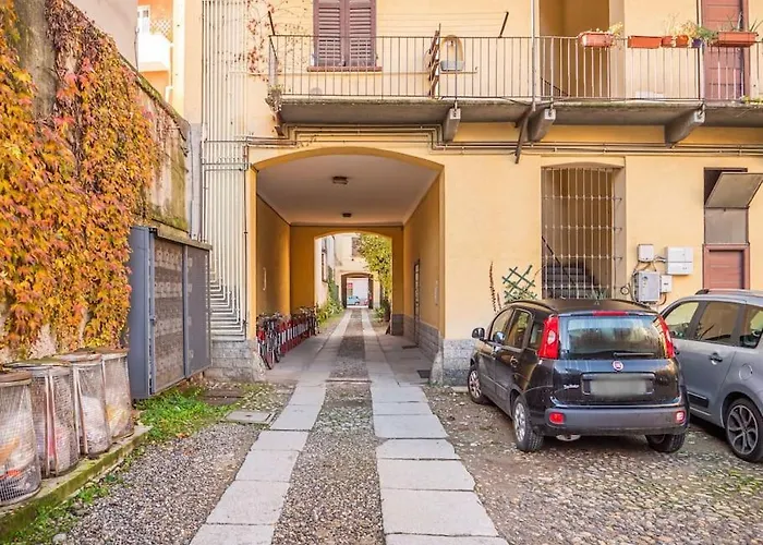 Spazioso Loft Imbonati6 Apartment