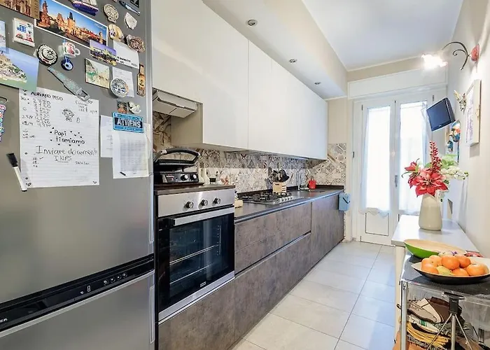 Stylish And Perfect Place For Families And Friends *