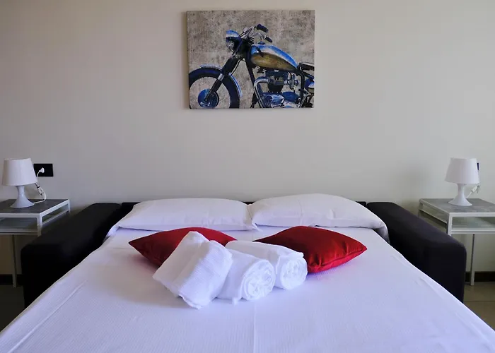 Daire Bwr - Elegant Loft With Terrace, San Siro *
