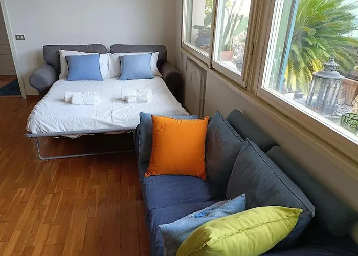 Romantico Attico Con Terrazzo In Centro * מילאנו