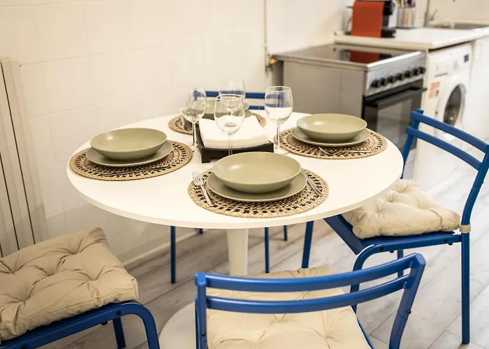 Lägenhet Fee4me Bright & Comfort In Milano