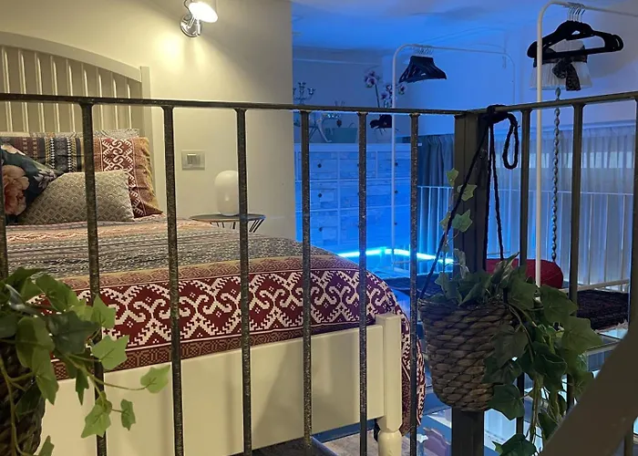 アパート Crystal Loft Luxury ミラノ
