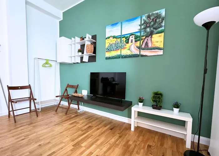 House- 1 Min Metro - 15 Min Duomo * Milano