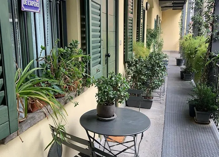 Charming Park - Center - For 5 Guests - Brand New Bathroom * 밀라노