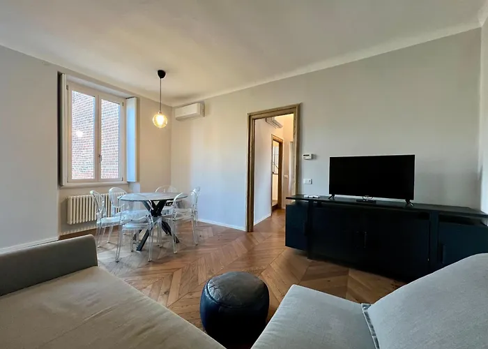 Big Historical Colonne Milan